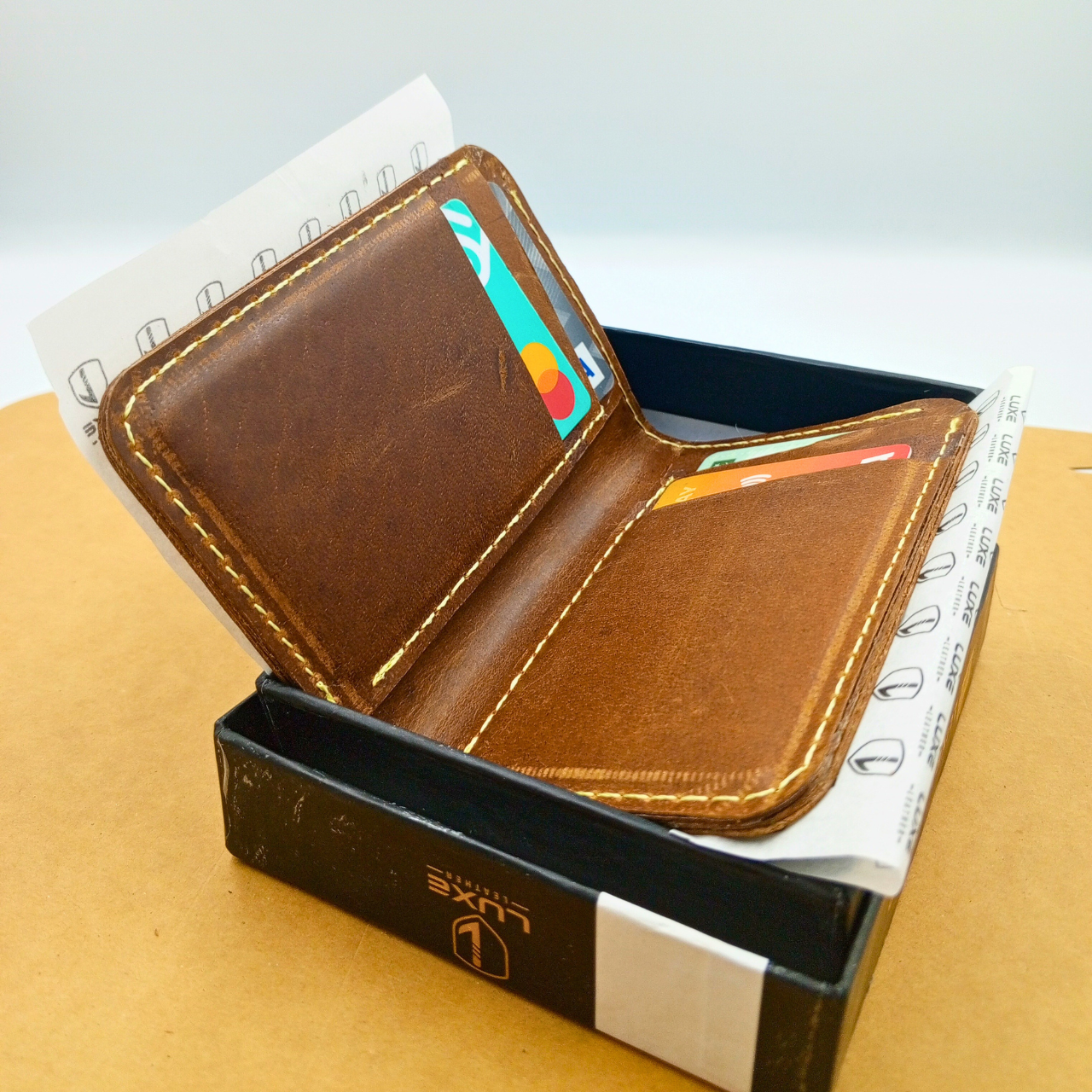 Crazy Oil PullUp Leather Wallet: Stylish and Smart | LuxeLeather | CH07