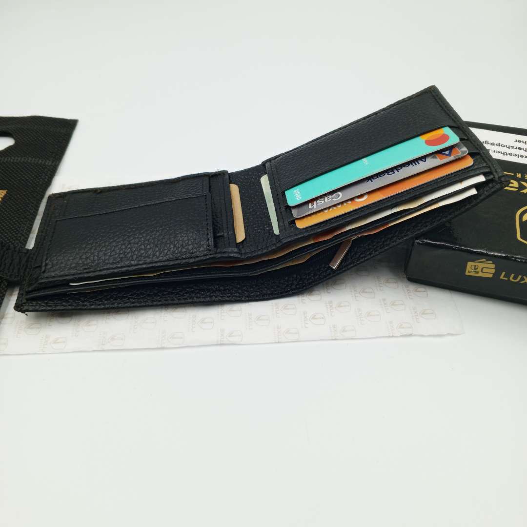 LuxeLeather Black Cow Leather Wallet | Stylish & Functional | Card Holders, Coin Pocket, Zipper Compartment | LLBF06